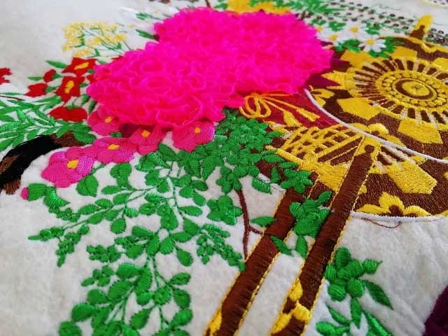 電腦刺繡機(jī)樣品圖片